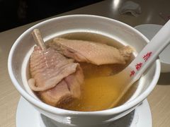 元盅鲜鸡汤-鼎泰丰(当代商城店)