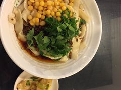 碗杂刀削-重庆老五牛肉面(槐树店路店)