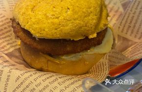 Crispy Pork Chop Bun