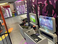 -Tenker Club弹刻极限主题公园 · 蹦床 · 团建 · 生日派对(大关店)
