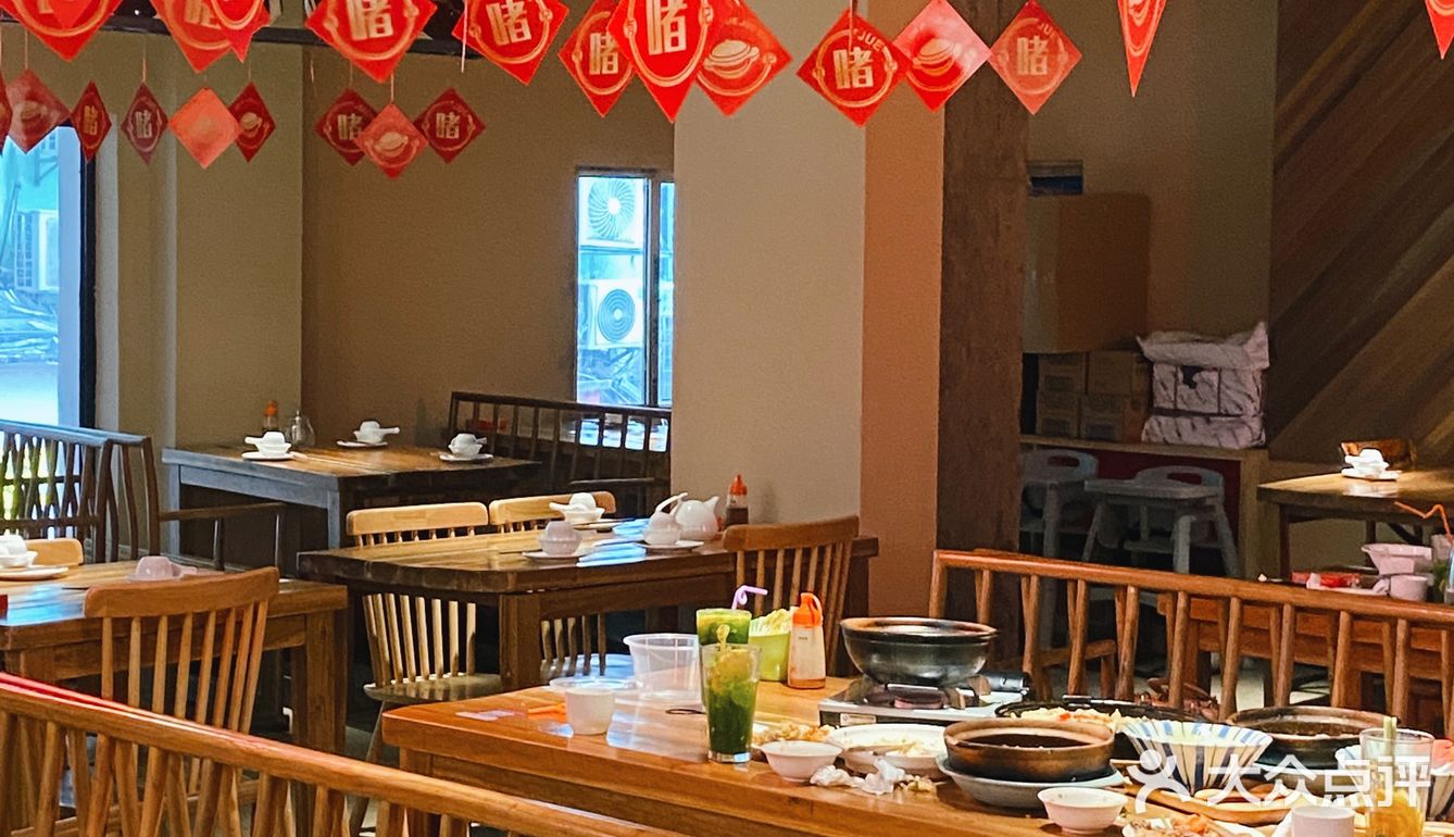 南昌的朋友！答应我一定要吃这家牛杂煲好吗！