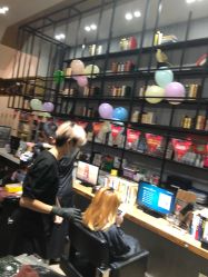 -马克男发时尚店