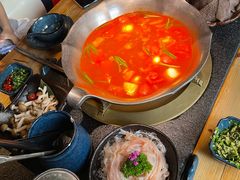 -湊湊火锅·茶憩(南京东路悦荟店)