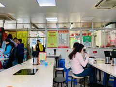 -华威达牛庄(黄埔大道西店)