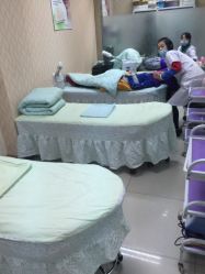 -苗医生专业祛痘·皮肤管理