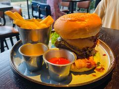 蒙大拿州烧烤汉堡-bluefrog蓝蛙(恒隆广场店)