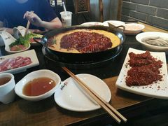 -纸盐河码头火锅(十八梯店)