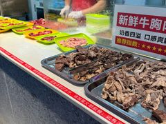 -养牛邓·潮汕牛肉海鲜自助火锅(广州店)