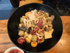 -万记麻辣烫国展总店