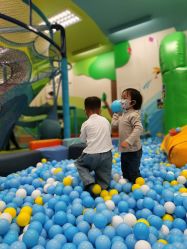 -莫莉幻想儿童乐园(武汉经开永旺店)