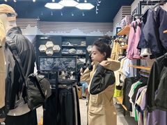 -王府井奥莱棋盘山小镇