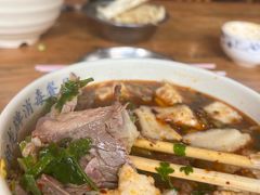 -清真马杰山牛肉汤馆