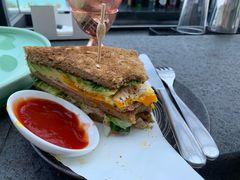 -瑰丽酒店·海吧·天际下午茶·现场DJ·天台酒吧