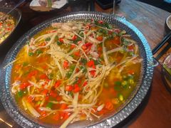-三叔特色自贡菜(中海国际店)