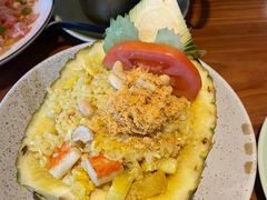 菠萝海鲜炒饭-mango tree芒果树泰国餐厅(青岛万象城店)