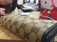 -爱革·奢品·鞋包·衣物·家居(博荟广场店)