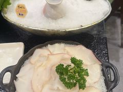 -得意咚瓜·顺德鱼生·冬瓜火锅(深圳首店)