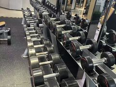 -威克健身游泳(万菱汇店)