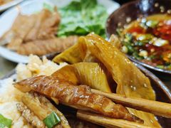 -渝嘴小老弟老火锅(华新村店)