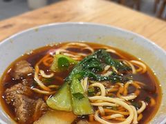 -醉牛腩·面小馆