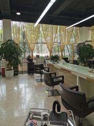 -CARR SALON