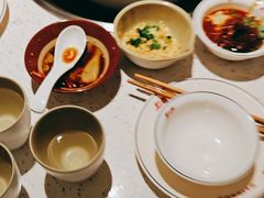-三人行骨头王火锅(长寿店)