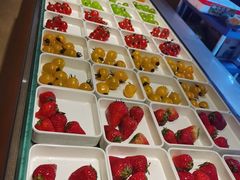 -涨巢·潮玩水疗局