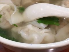 -南城香·饭香串香馄饨香(红军营店)