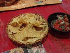 餐前玉米片-Pistolera Mexican Cantina女枪手墨西哥餐厅(碧云路店)