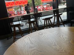 -星巴克(西安曲江银泰店)