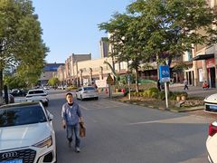 -首创奥特莱斯(昆山店)