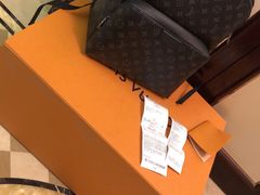 -LV路易威登(杭州万象城店)