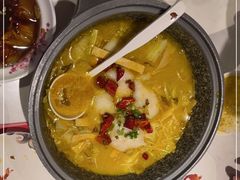 -渝是乎酸菜鱼(龙旗购物中心店)