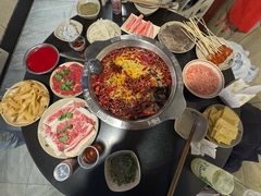 -洞亭火锅(防空洞总店)