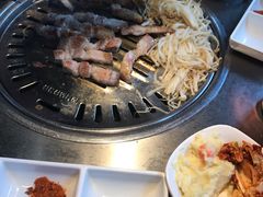 -韩聚屋韩国烤肉餐厅(新北万达店)