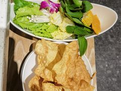 -三人行骨头王火锅(长寿店)