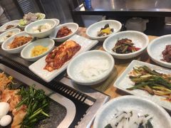 -金顺韩式烤肉·网红烤肉店(广利路店)