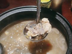 -菌之家·专业纯野生菌火锅·特色炒菌