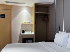 -成都太古里天府广场地铁站亚朵酒店