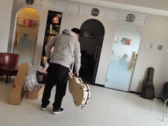 -何顺华吉他沙龙