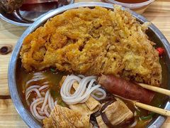 -柳州肥姨妈大骨螺蛳粉(东靖路店)