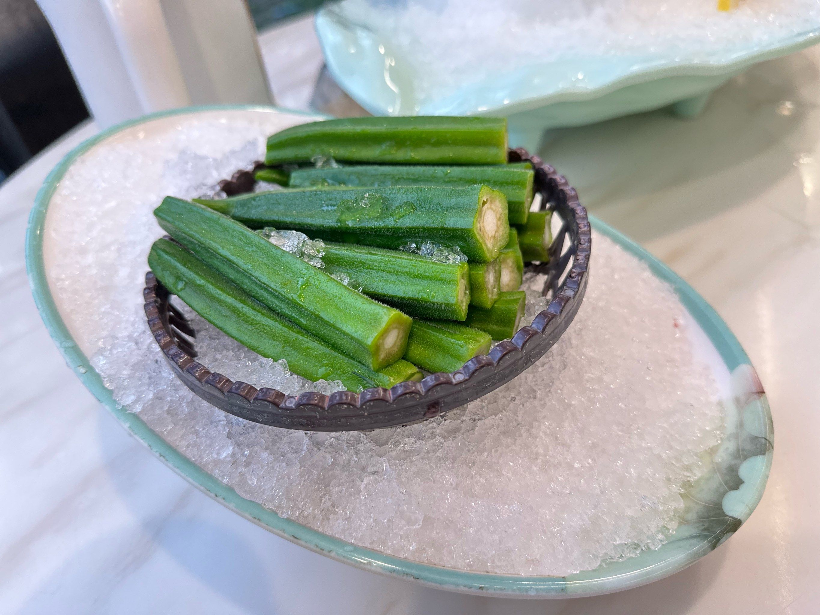 0元玩转这座城
口味确实不错的,颜值也挺高的,冰镇秋葵好吃,酸辣虾
