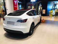 -TESLA 特斯拉(广州天环广场体验店)