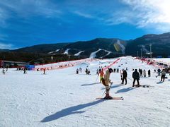 -鳌山滑雪度假区