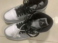 -吾净球鞋奢侈品洗护修复中心(汉街SKP店)