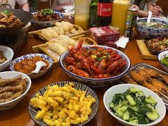-琥珀老六龙虾(四里河店)