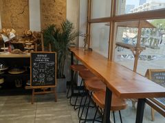 靠窗位-HAVE A ROOM·有间质果(总店)