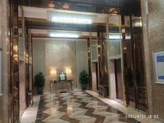 -天津津利华酒店