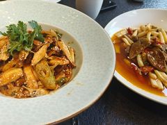 -万重锦·人文川菜馆(骡马市店)