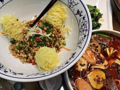 -有红鸡毛店·巴蜀民间菜(碧海南路店)